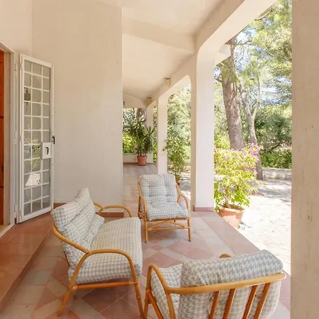 Donatella-panoramic View Villa
